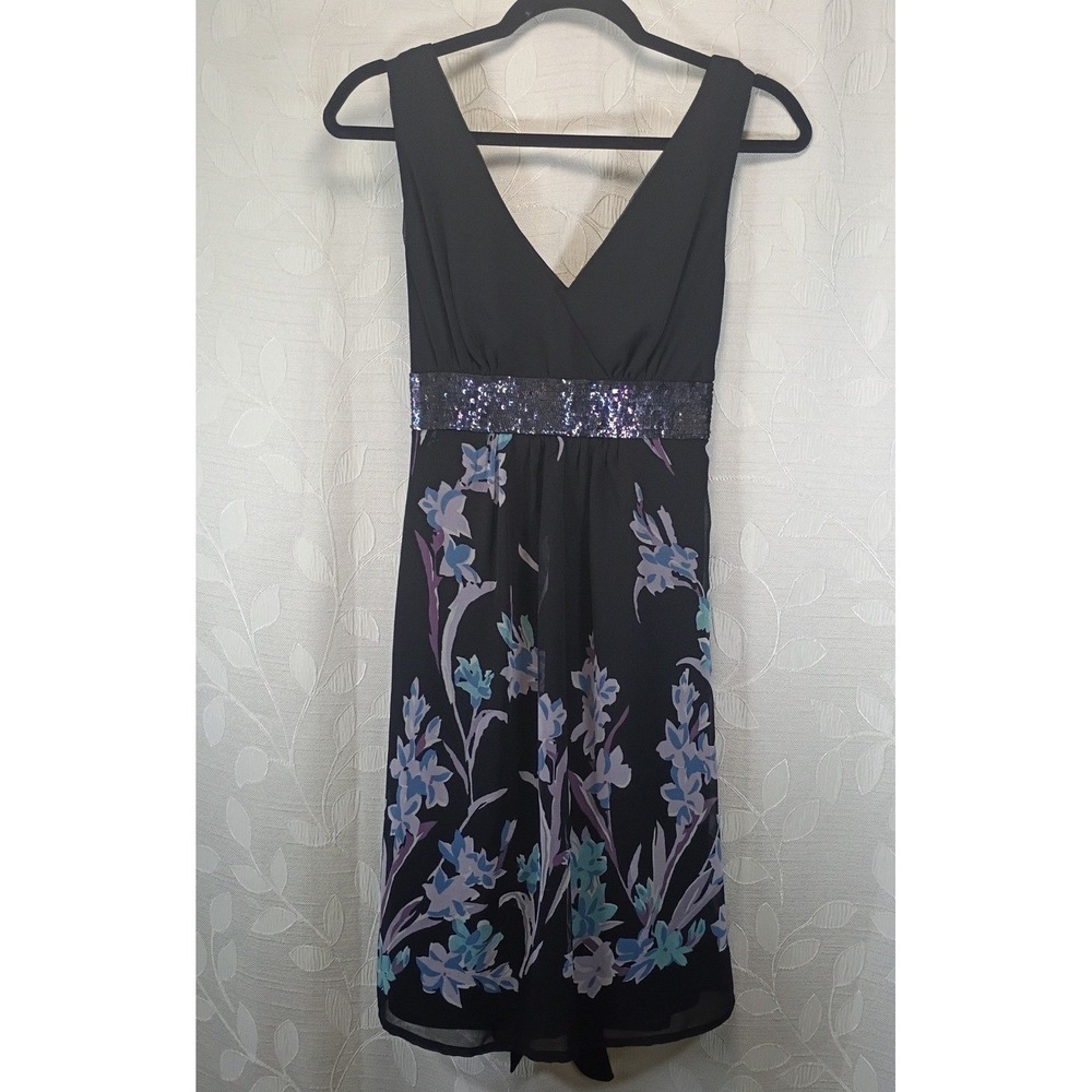 Connected Apparel Black Floral Sequin Empire Waist V-Neck Dress Small